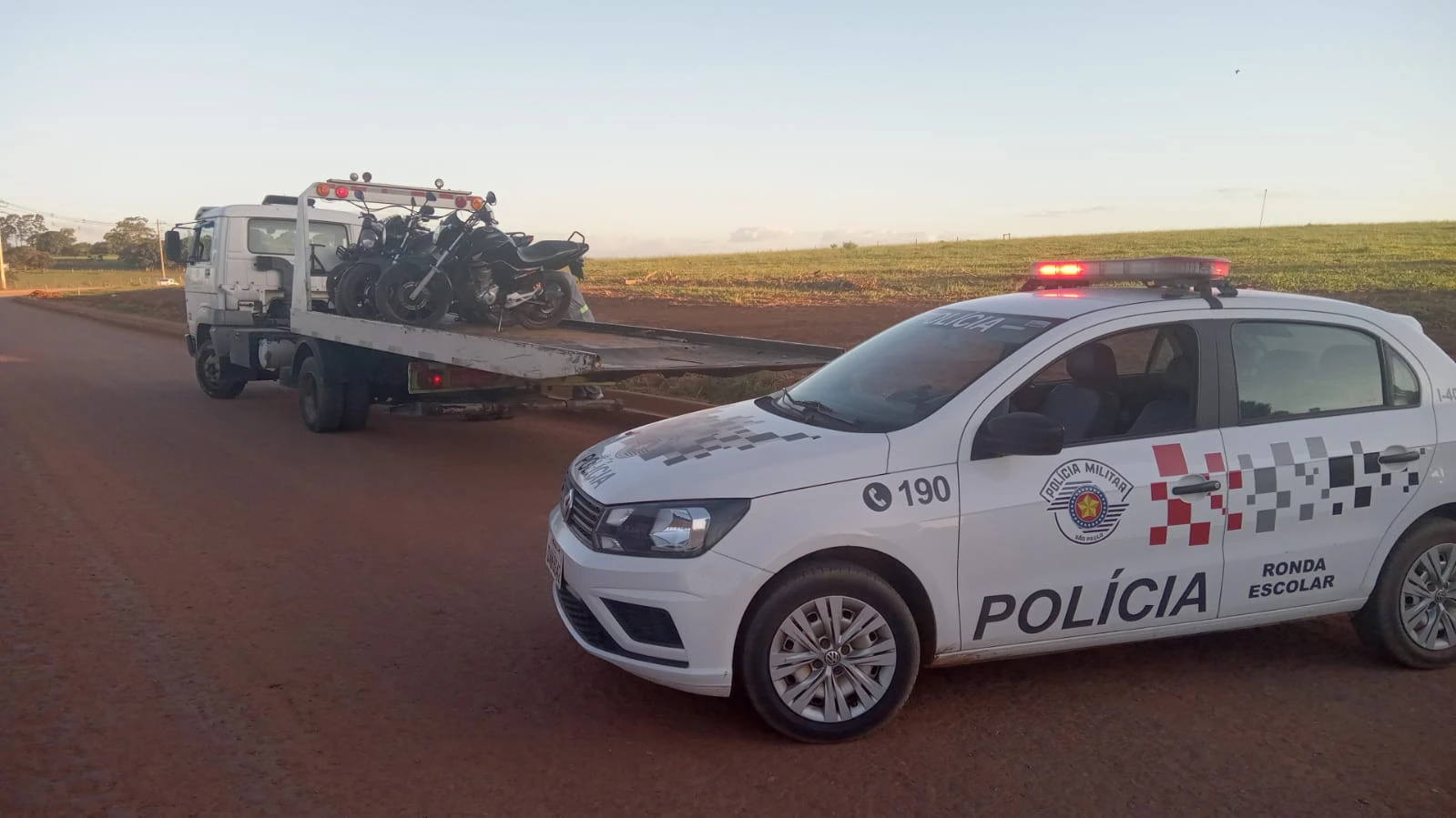 Polícia Militar realiza mais uma operação e apreende motos e veículos em George Oetterer