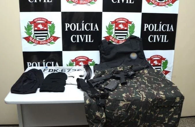 Homem preso após roubo a condomínio “Vale das Orquídeas” comandava quadrilha que roubava banco, aponta DIG