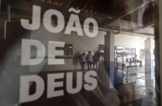 Em 24 horas, 78 supostas vítimas de João de Deus procuram MP de Goiás