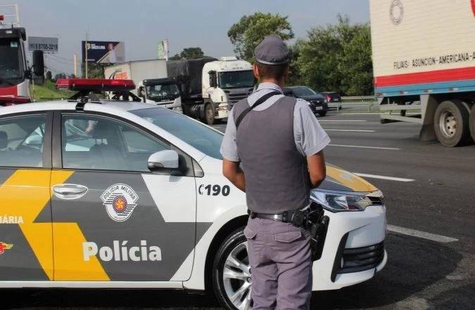 Operação da Polícia Militar reforça segurança nas estradas no feriado