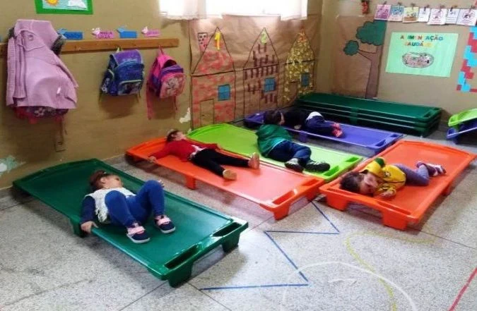 CEI Therezinha recebe novas camas