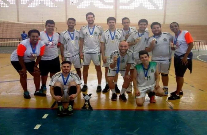 “7.0” e “Boituva” vencem torneios de voleibol