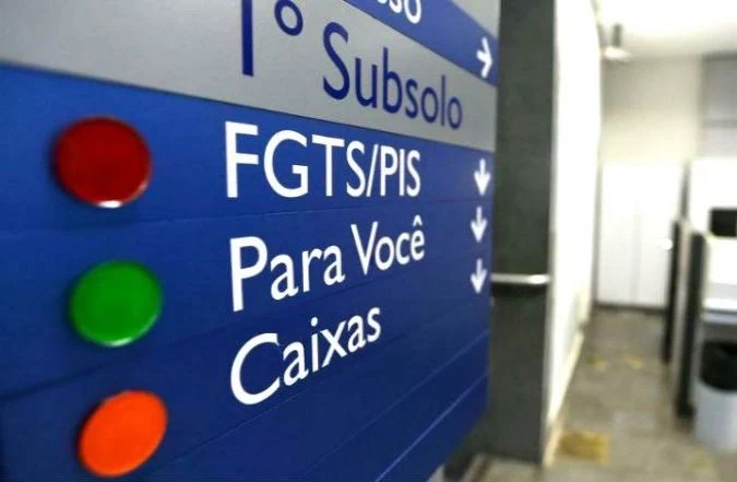 Prazo de saque do abono salarial 2016 termina nesta semana