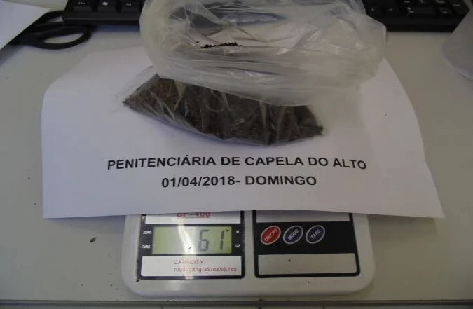 Duas mulheres são presas ao tentar entrar com maconha em penitenciária de Capela do Alto