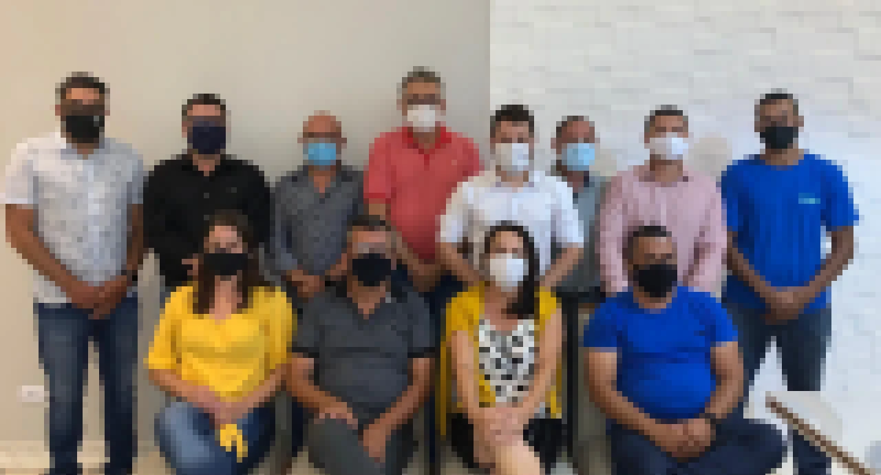 Prefeito eleito Leonardo Folim (PSC) faz reunião com vereadores eleitos