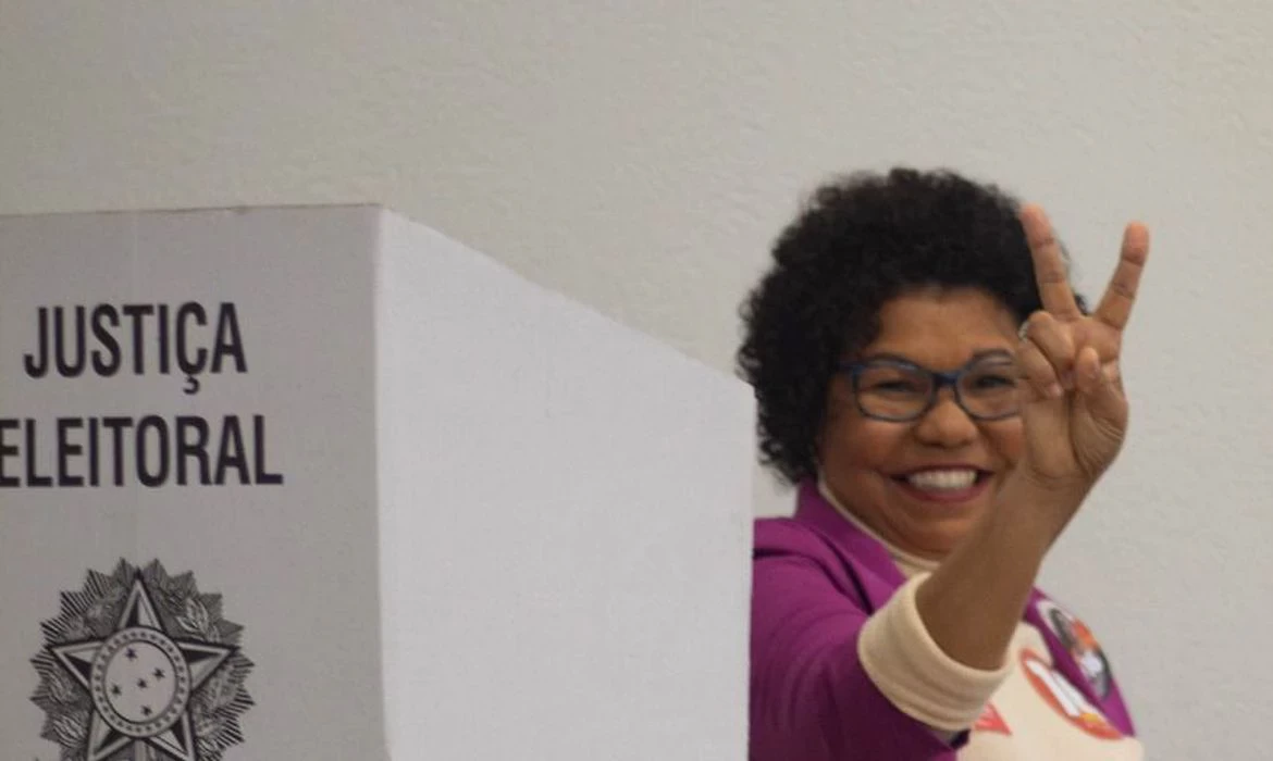 Candidata Vera Lucia votou no Ipiranga, em São Paulo