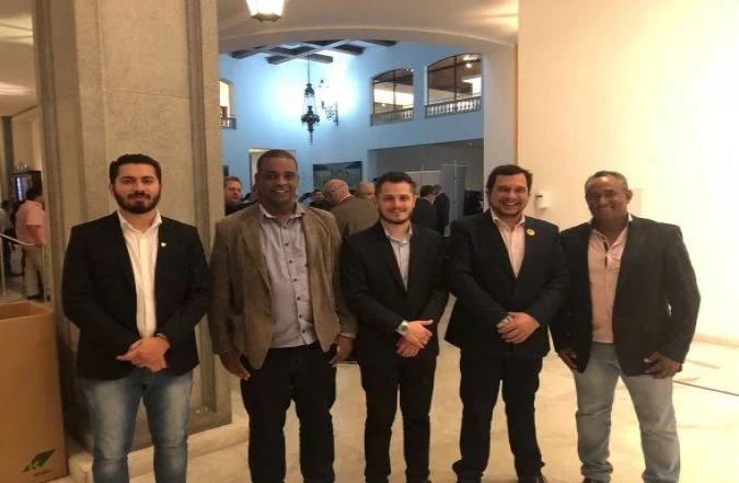 Prefeito assina convênio de R$ 1 milhão para infraestrutura
