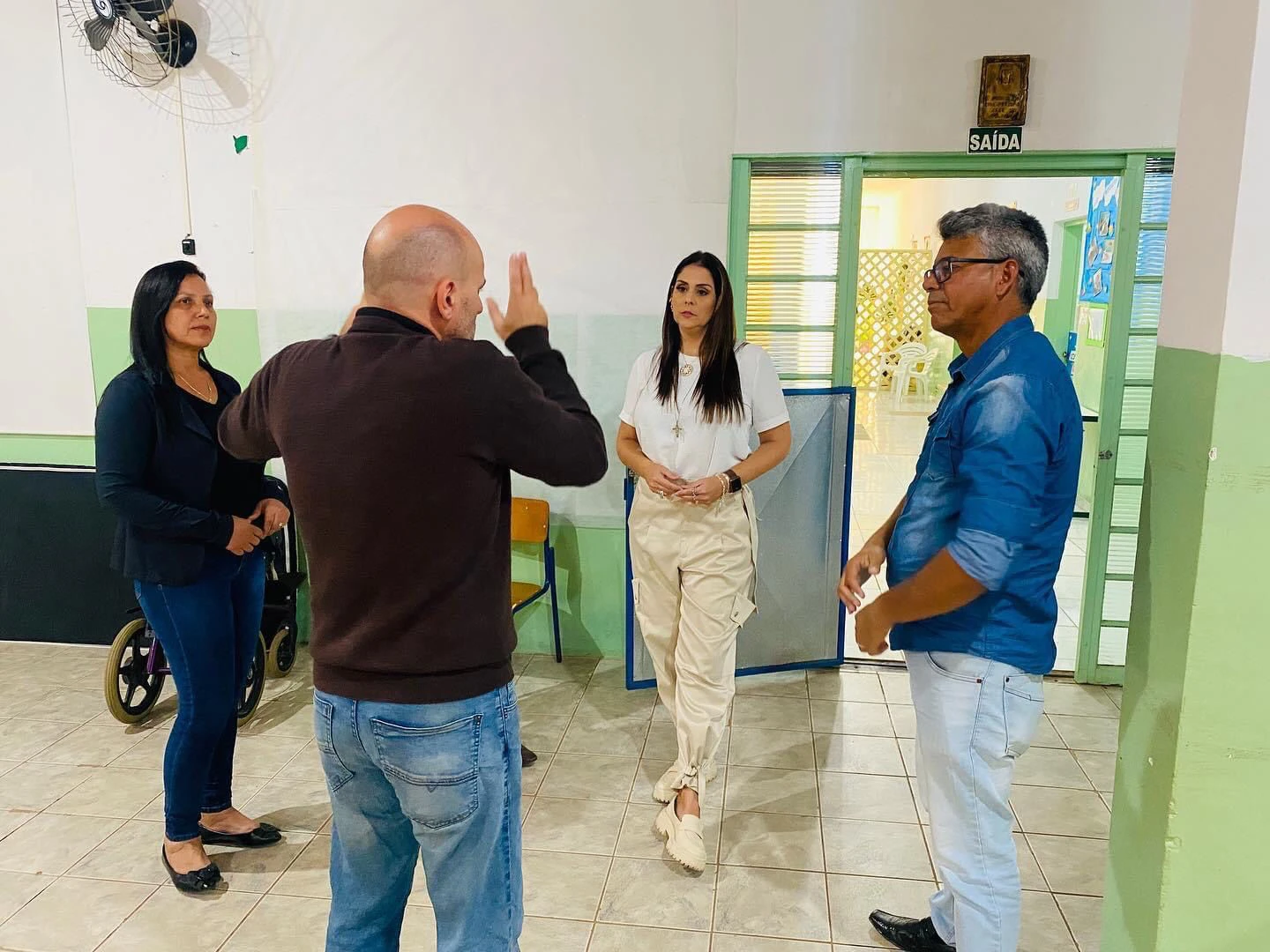 Simone Marquetto discute políticas públicas e conhece trabalho da APAE de Araçoiaba da Serra