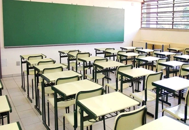 Escolas estaduais de SP terão uma aula a mais e 15 minutos a mais de aula por dia