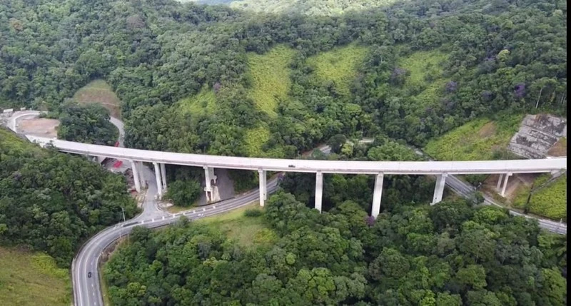 Governo promove maior programa de construção e melhorias de estradas de SP
