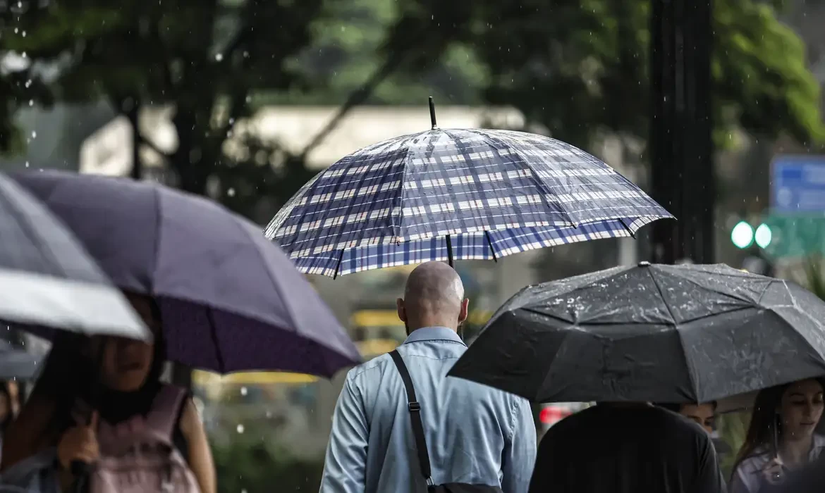 Defesa Civil alerta para tempestades no estado de São Paulo