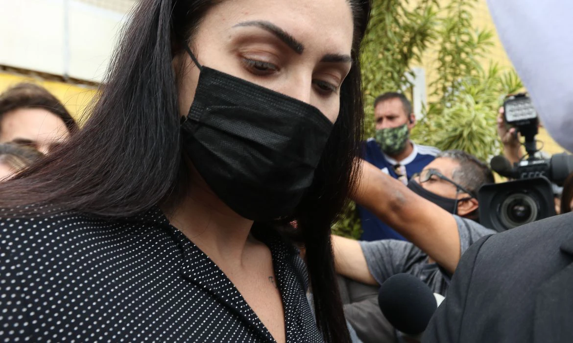 Caso Henry: Justiça concede liberdade à Monique Medeiros