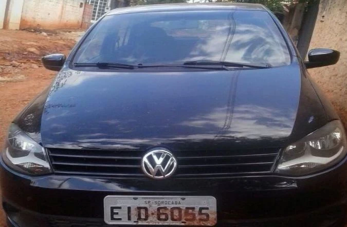Polícia Militar apreende carro e moto roubadas