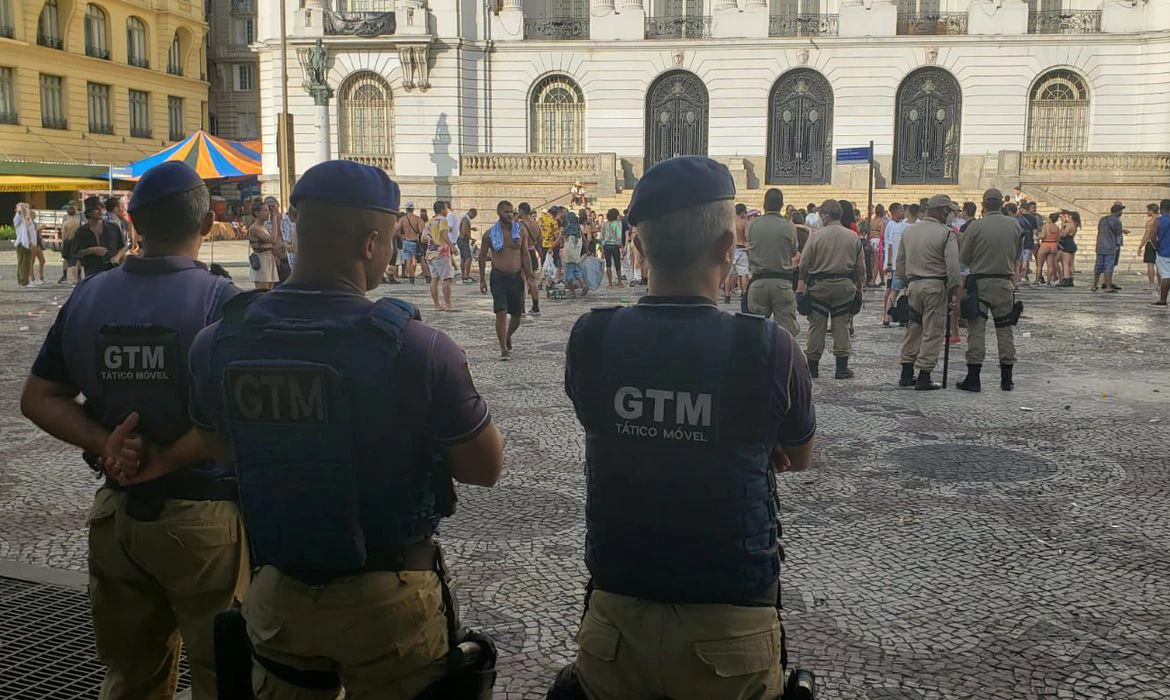 Rio: Ordem Pública e Guarda Municipal desmontam 8 blocos de carnaval