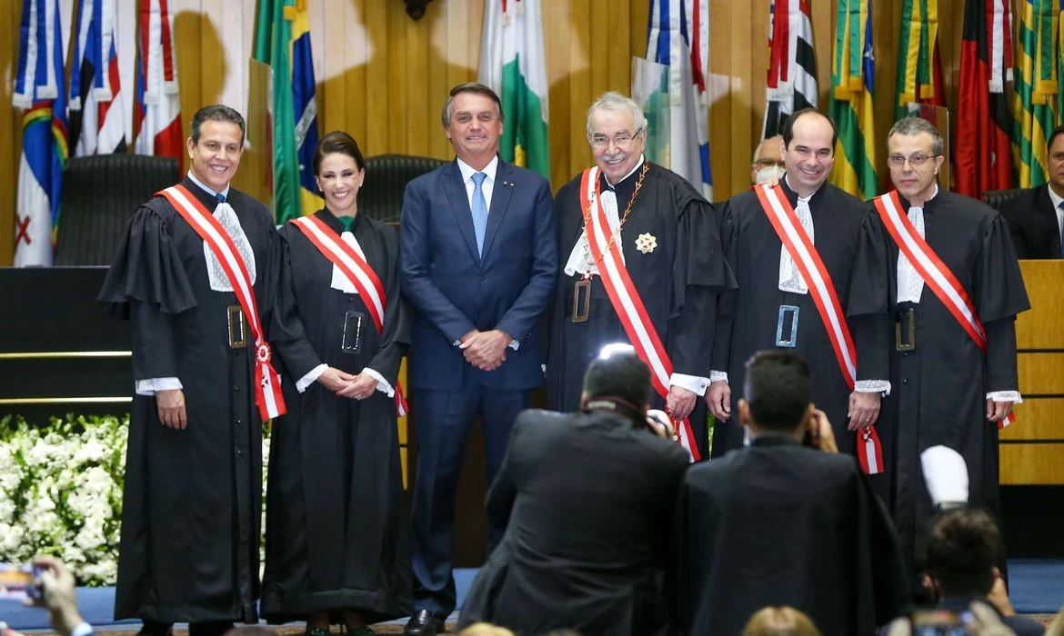 TST empossa diretoria para novo biênio