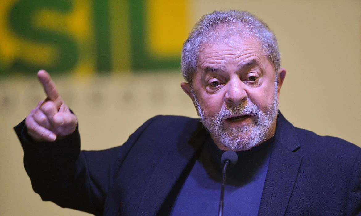 Justiça Federal arquiva caso do triplex contra ex-presidente Lula