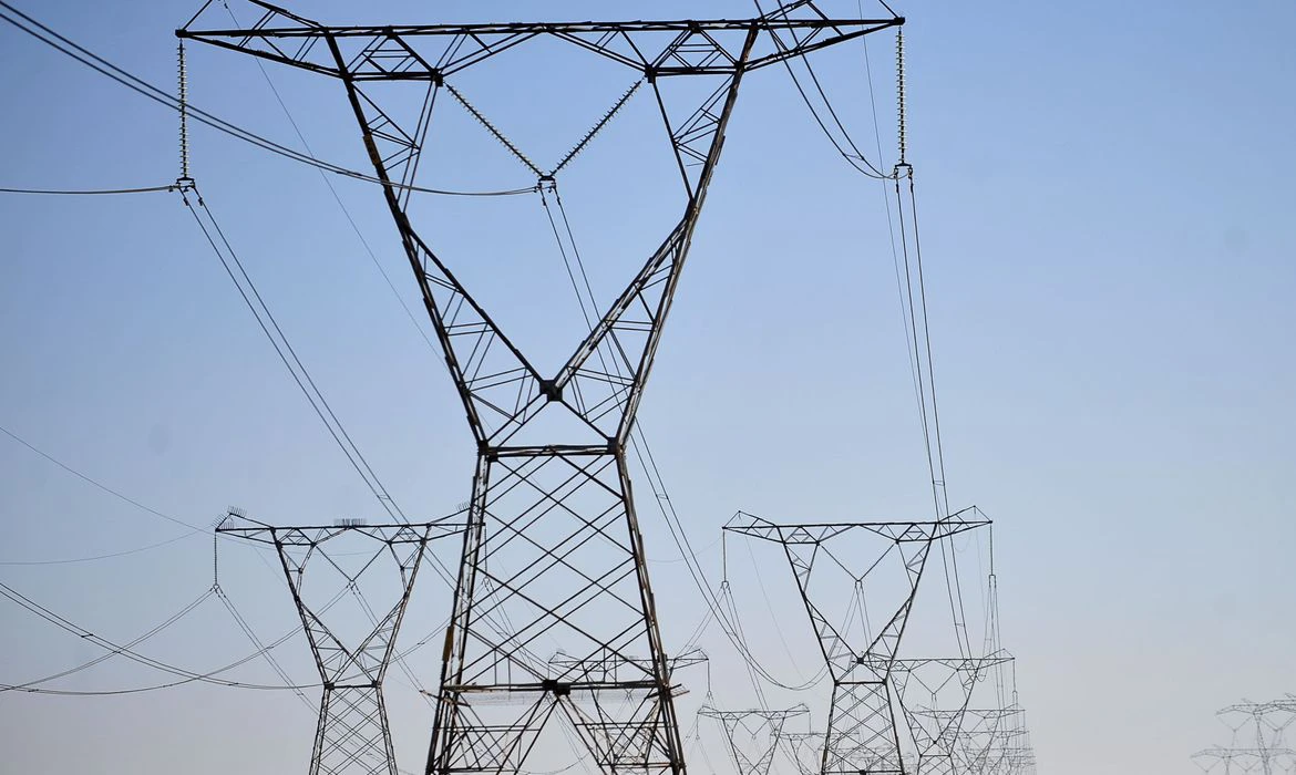 Decreto zera IOF sobre empréstimo a distribuidoras de energia