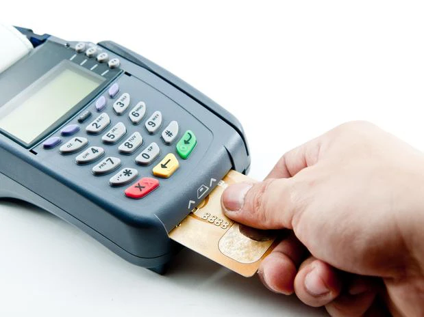 Juros do cartão de crédito e do cheque especial sobem em novembro