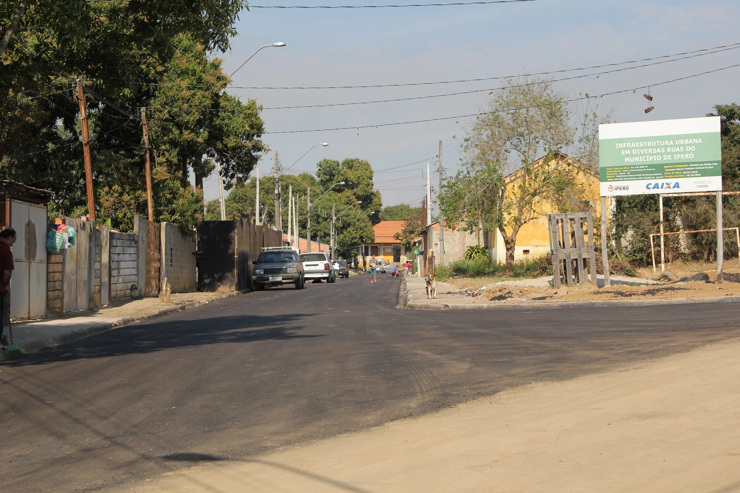 Pavimentação asfáltica da Rua dos Moreiras em Iperó é finalizada