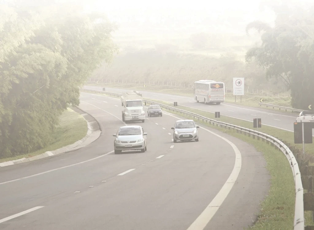 CCR SPVias reforça orientações sobre neblina nas rodovias