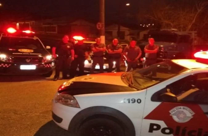 Polícia Militar recupera caminhão furtado na estrada Capela -Tatuí