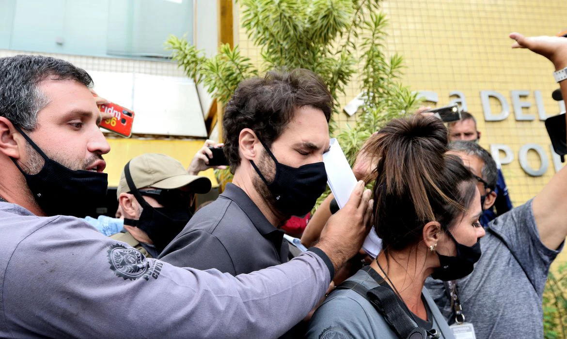 Justiça mantém prisão preventiva de Dr. Jairinho