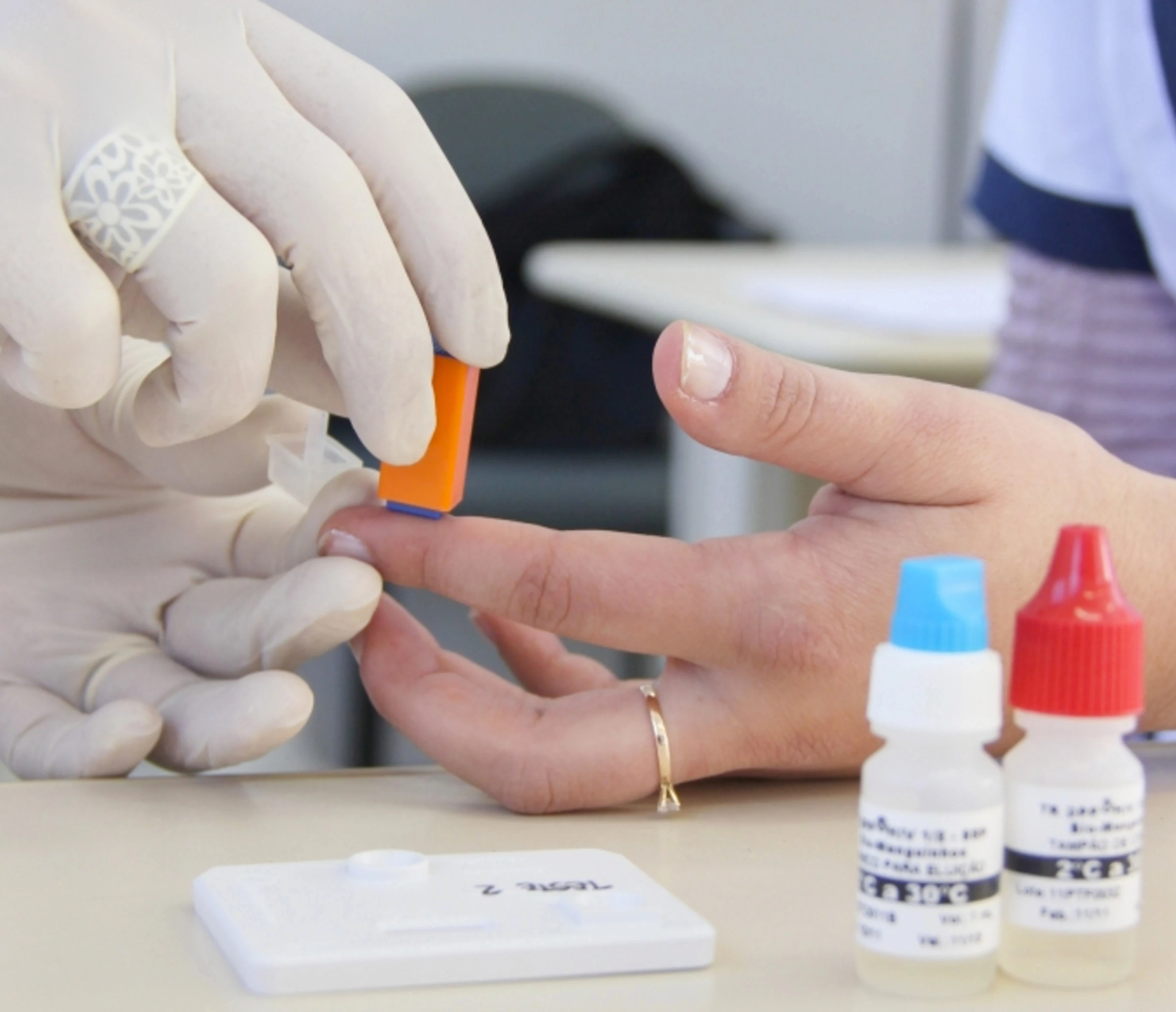 Governo de SP realiza maior campanha de testagem de HIV do Brasil