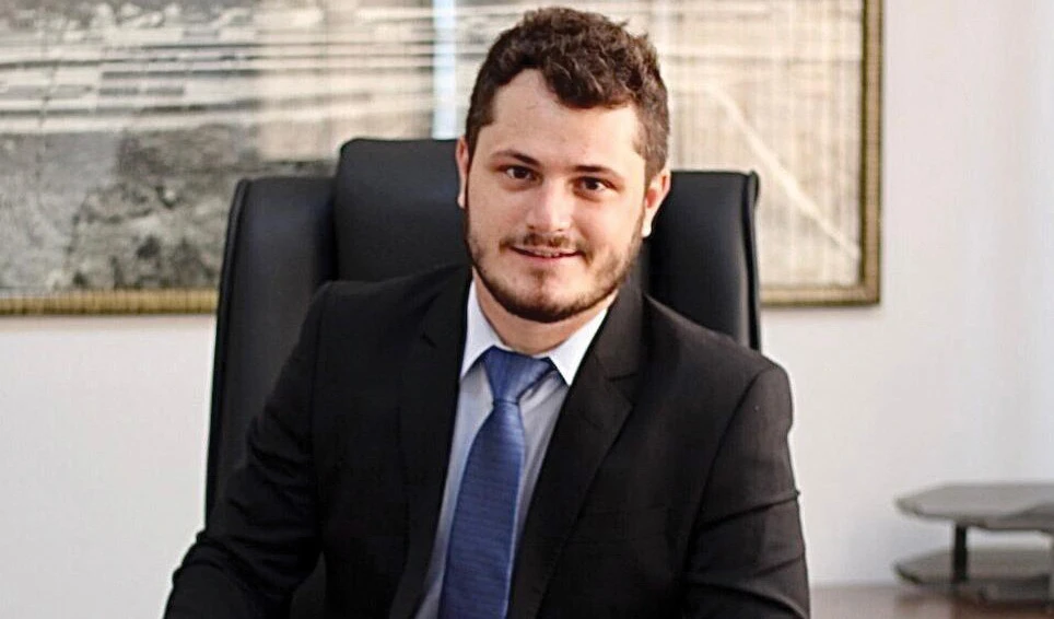 Prefeito Leonardo Folim pede afastamento de 8 dias da Prefeitura e Neno Domingues assume interinamente