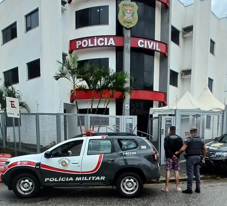 Homem é levado à DDM após invadir casa e ameaçar mulher no distrito de George Oetterer