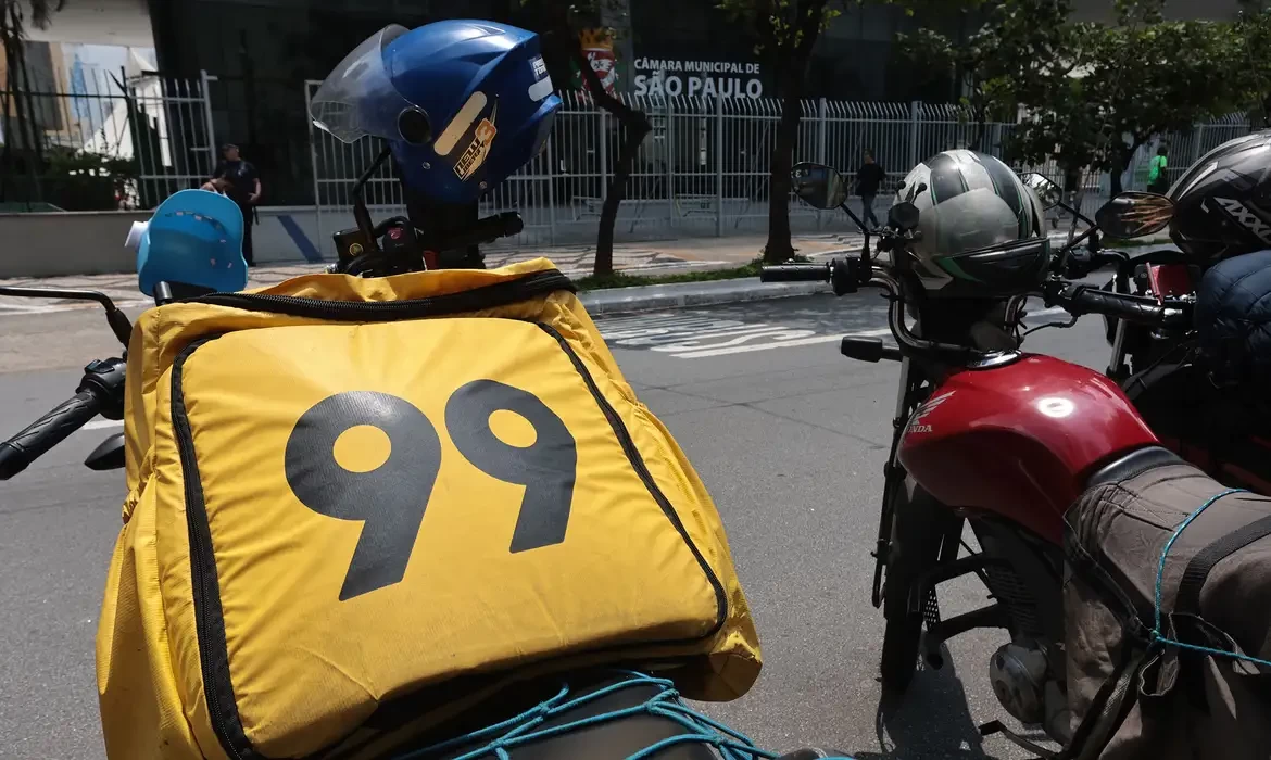 Justiça atende Prefeitura de São Paulo e impede mototáxis na cidade