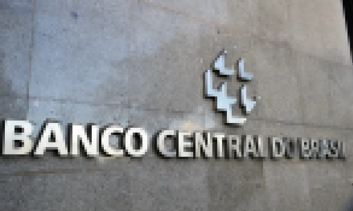Mercado financeiro reduz previsão da inflação para 5,2%