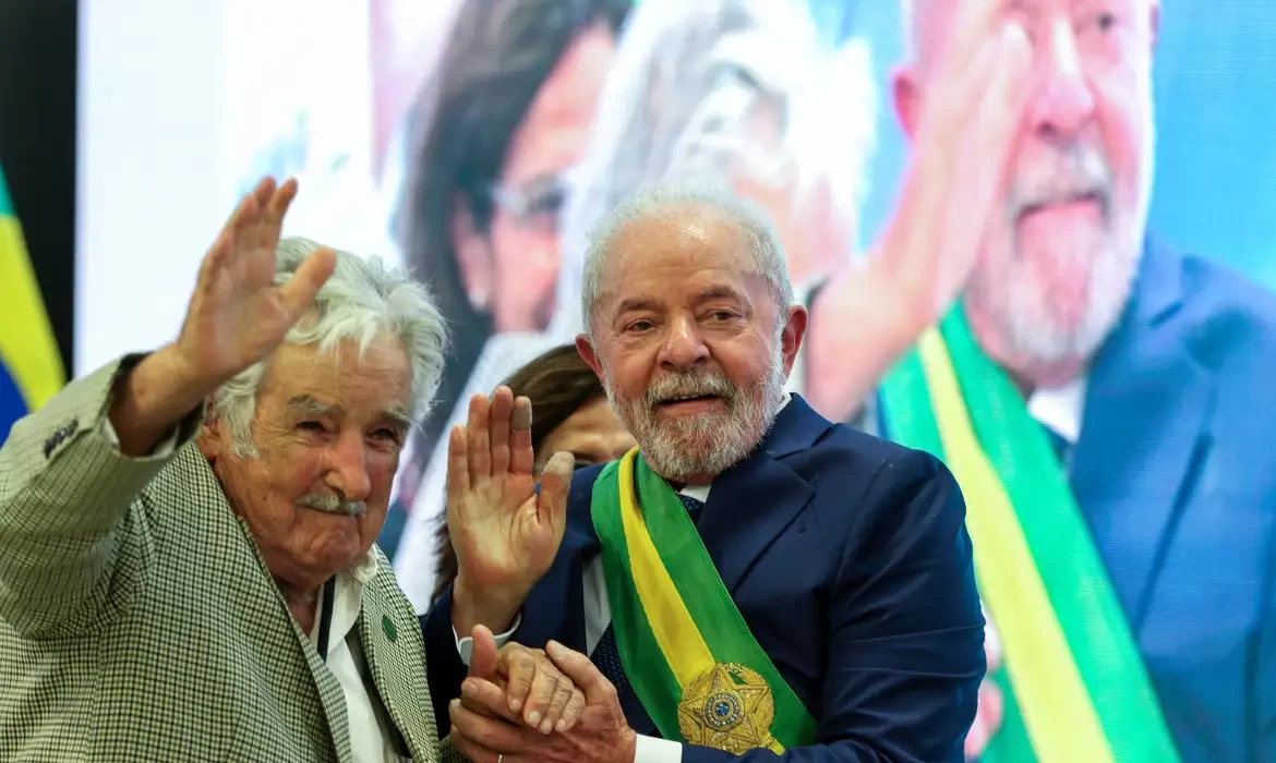 Lula confirma presença em velório de Pepe Mujica
