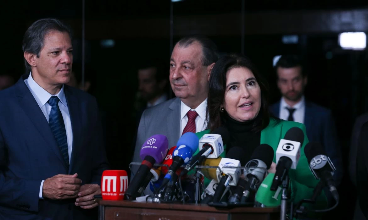 Relator do Senado retira Fundeb do novo marco fiscal