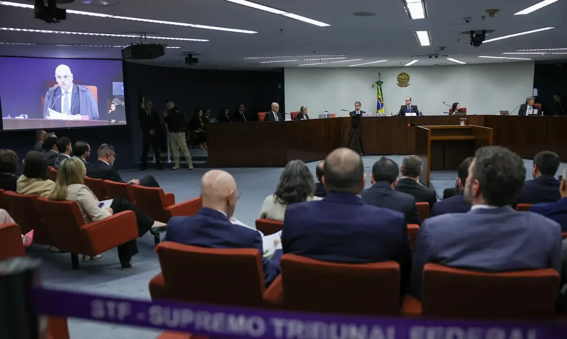 STF: apenas um réu comparece ao 1° dia de julgamento da trama golpista