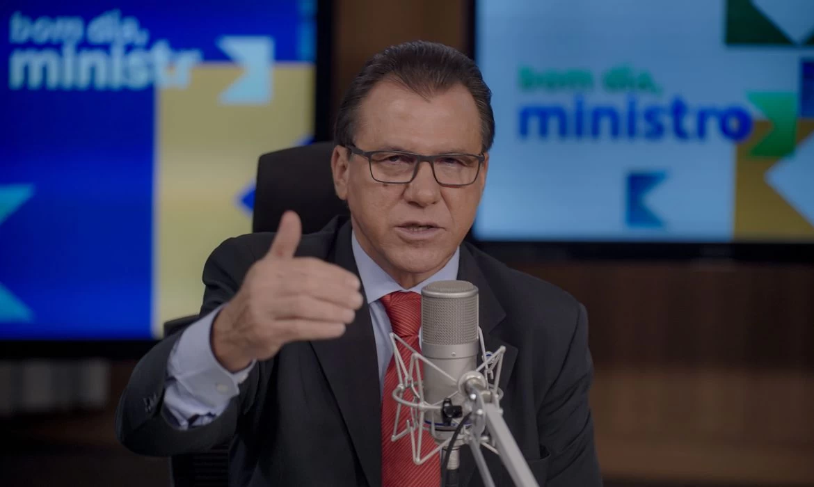 Luiz Marinho diz que sindicatos frágeis enfraquecem democracia