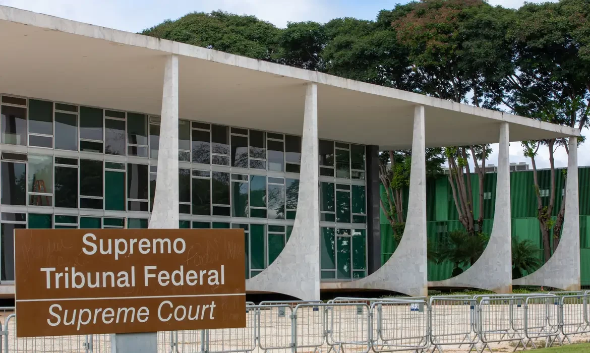 STF define prazo de seis meses para registro de federações partidárias
