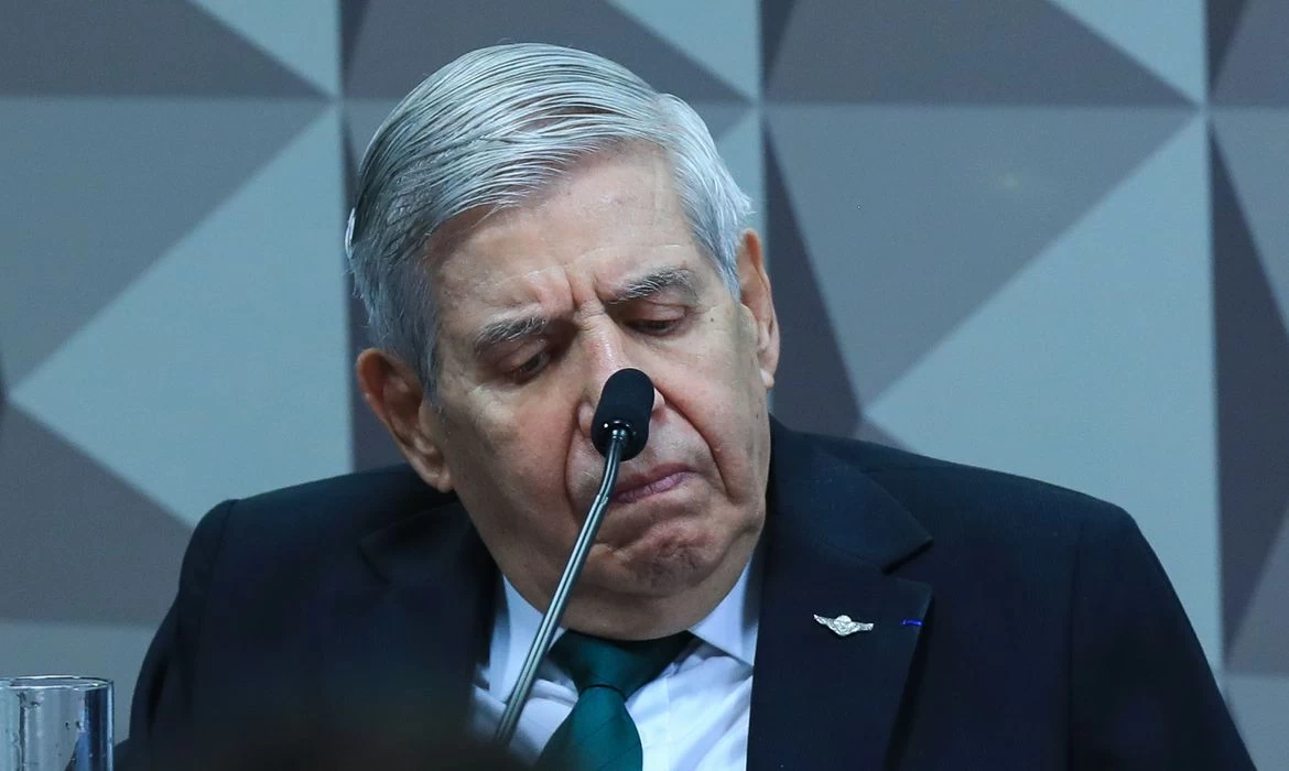 General Augusto Heleno nega participação em atos golpistas