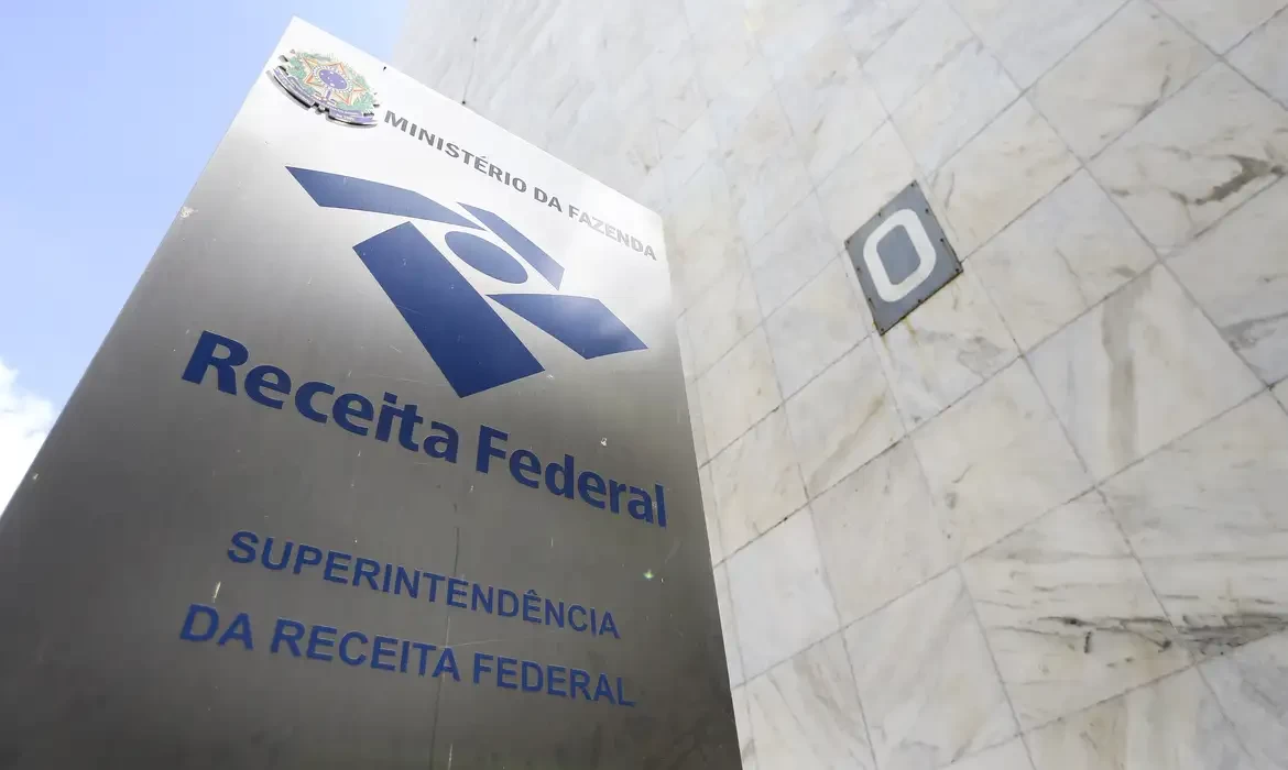Receita prevê arrecadar R$ 17,2 bilhões com IR sobre dividendos