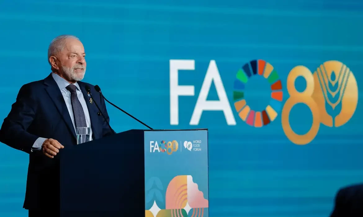 Fome é irmã da guerra, diz Lula no Fórum Mundial da Alimentação