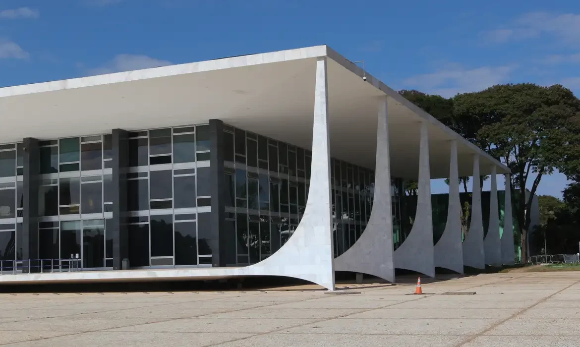 Maioria do STF nega recursos de deputados do PL que viraram réus