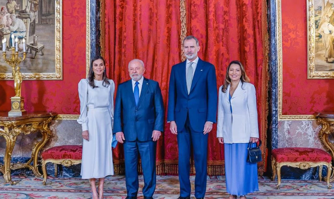 Lula tem encontro com presidente espanhol e rei Felipe VI