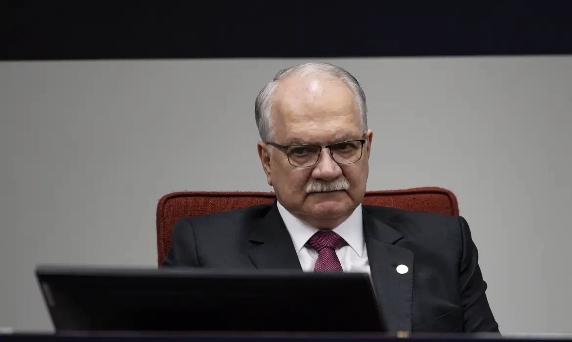 Fachin toma posse na presidência do STF nesta segunda-feira