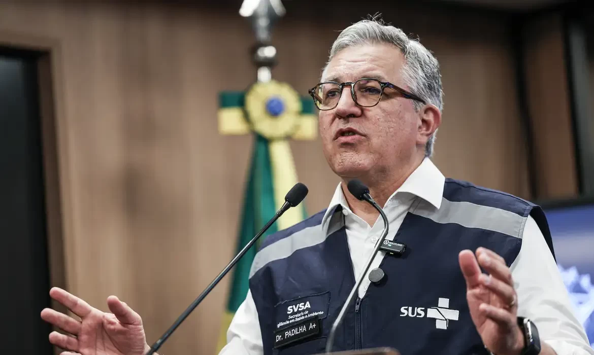 Saúde lista principais sinais e sintomas de intoxicação por metanol