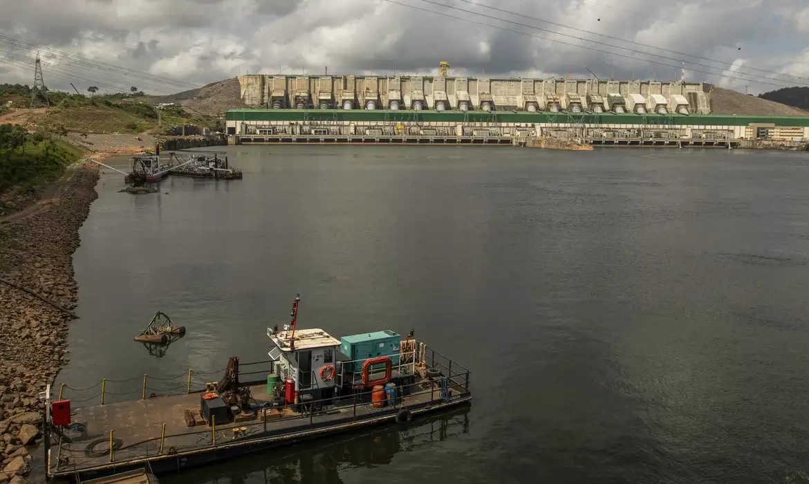 Aneel define que maio terá bandeira tarifária amarela