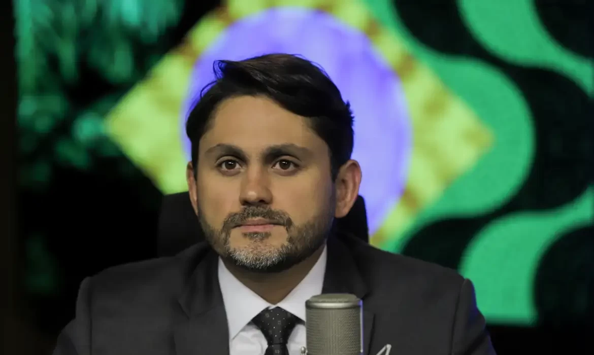 PGR denuncia ministro das Comunicações por desvio de emendas