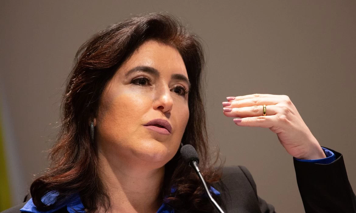 Pobres voltarão a ser prioridade no Orçamento, reafirma Simone Tebet