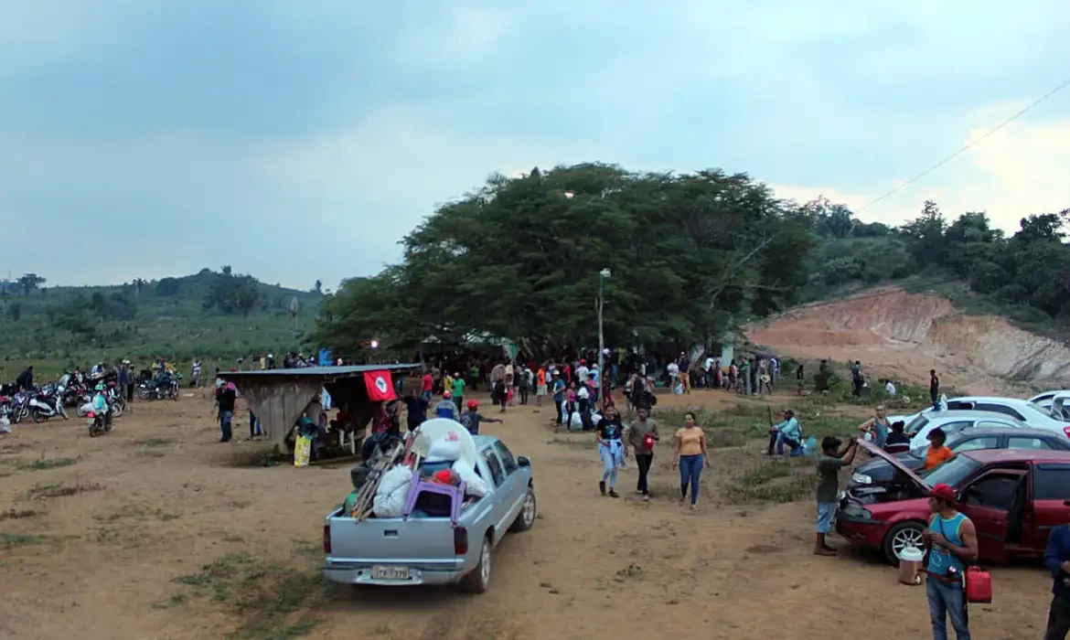 MST ocupa fazendas no sudeste do Pará