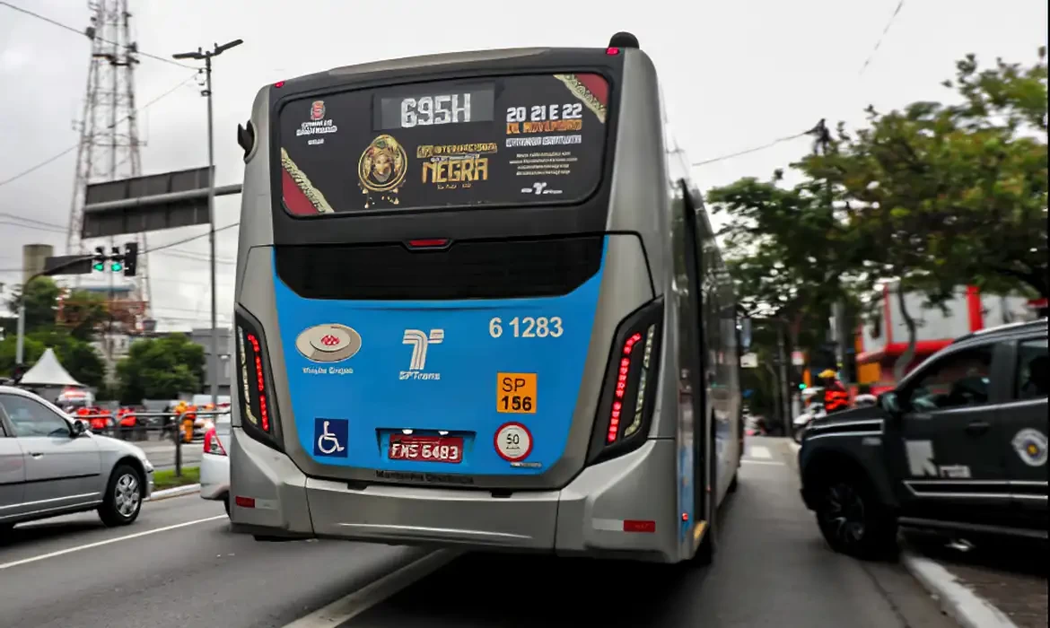 Dois homens são presos por ataques a ônibus na capital paulista