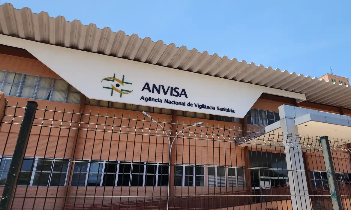 Cosméticos sem registro têm fabricação e venda proibidas pela Anvisa