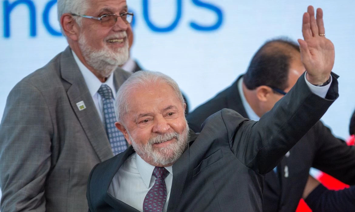 Lula: Brasil Sorridente recupera dignidade e orgulho do cidadão